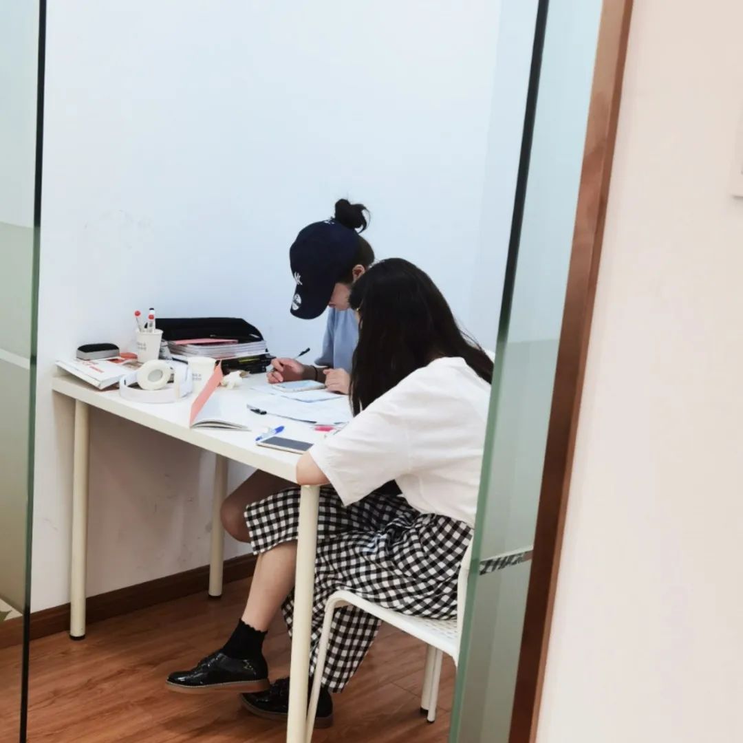 1656055985111908.jpg 2 国际高中暑假衔接课_A-LevelAP暑假培训班27.jpg