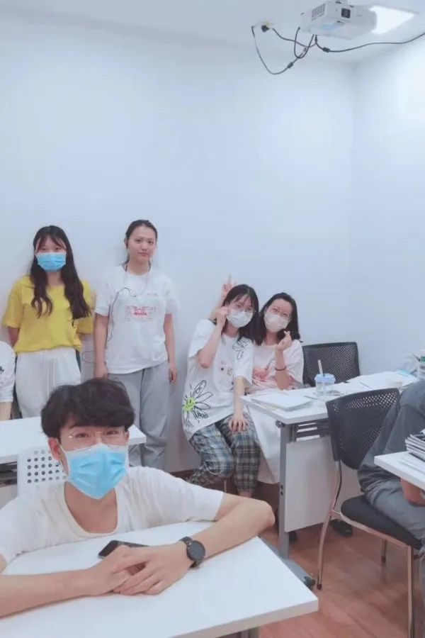 1656056058131864.jpg 2 国际高中暑假衔接课_A-LevelAP暑假培训班37.jpg