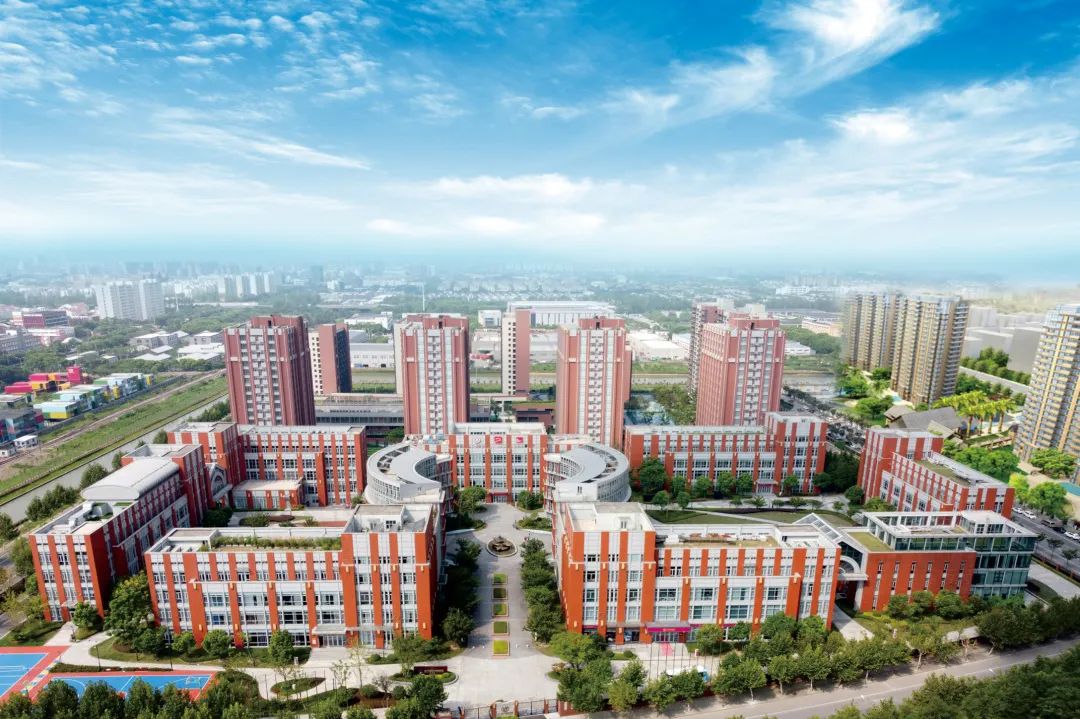 4 上海三年制和四年制国际高中学校对比12.jpg