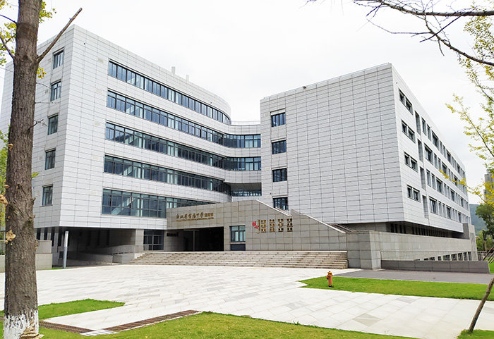 2023年富阳中学国际部招生计划发布