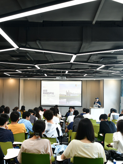 1664517729725720.jpg 2 华二紫竹学院2023年春季招生简章发布4.jpg