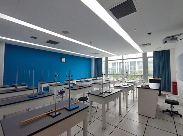 2 华二紫竹学院2023年春季招生简章发布23.jpg
