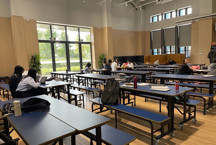 1697251795805349.jpg 4 上海赫贤学校学费及招生问题答疑3.jpg