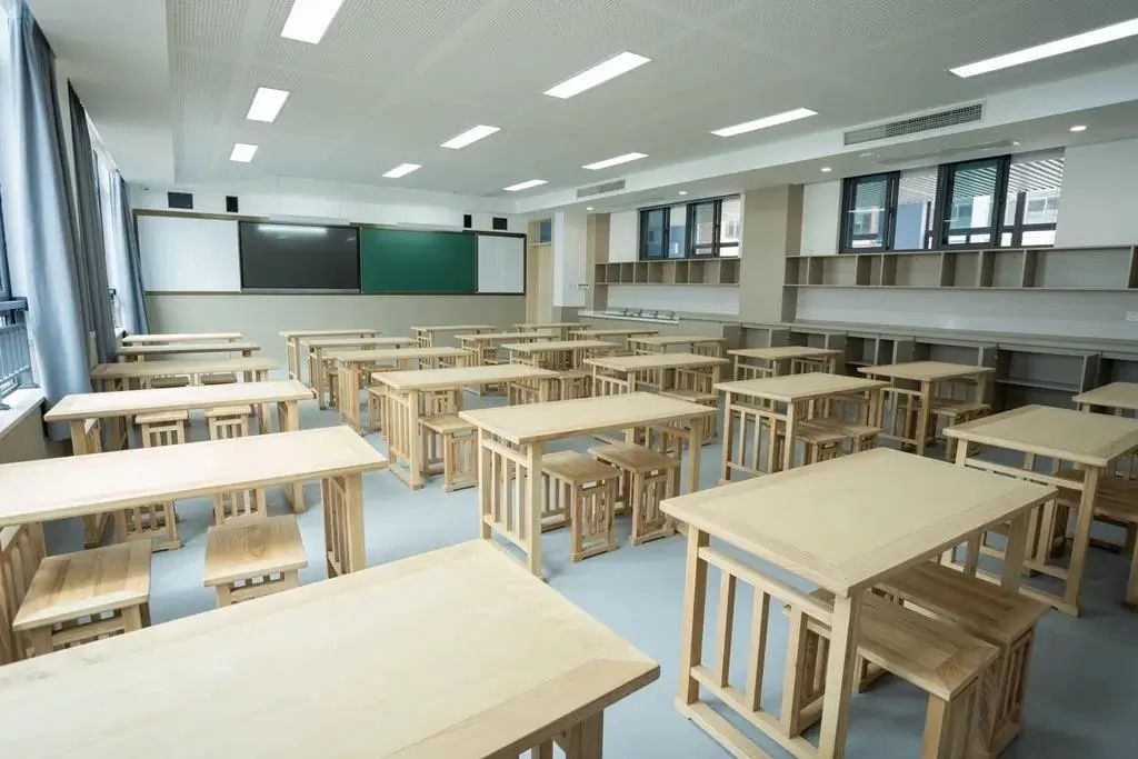 1712827173140968.jpg 4 杭州英特外国语学校2024年高中招生简章_考试时间3.jpg