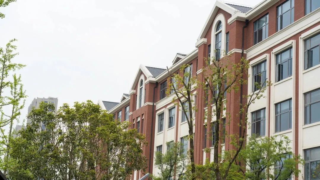 1714282912151876.jpg 3 杭州鼎文国际学校怎么样?高中学费23万年6.jpg