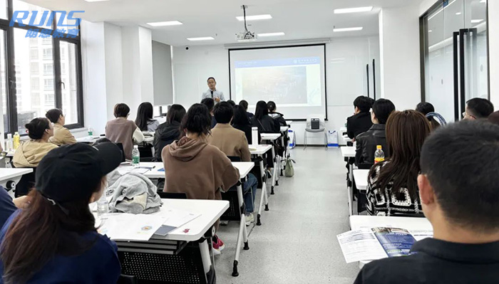 5 杭外剑高2025年招生宣讲会&全真入学模考圆满结束1.jpg