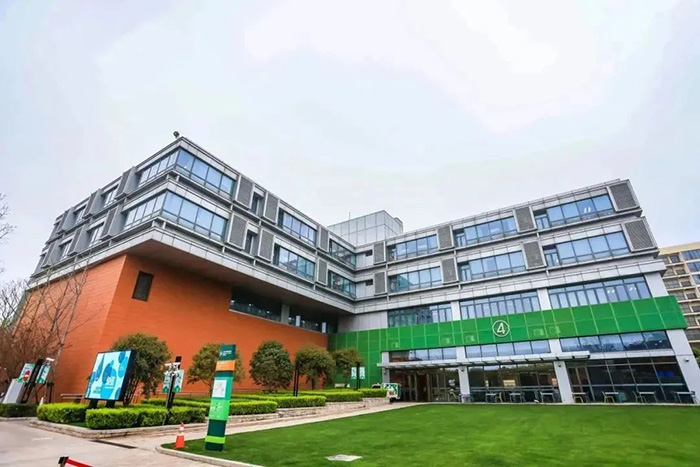 1744781659100328.jpg 3 上海平和世外星河湾WLSA等国际学校升学数据哪家好1.jpg
