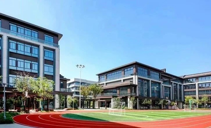 1752211920128492.jpg 2 杭州橄榄树学校和杭州维翰学校哪个更好?2.jpg