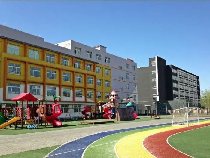 读国际学校一年学费多少钱?